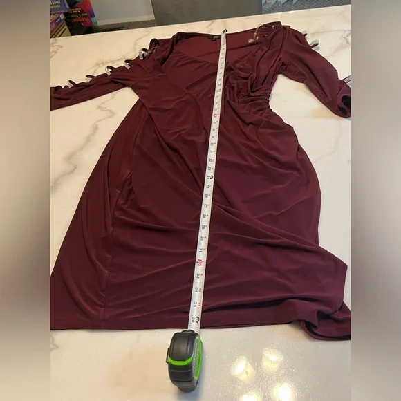 Elegant Burgundy Draped Dress - Picture 5 of 7